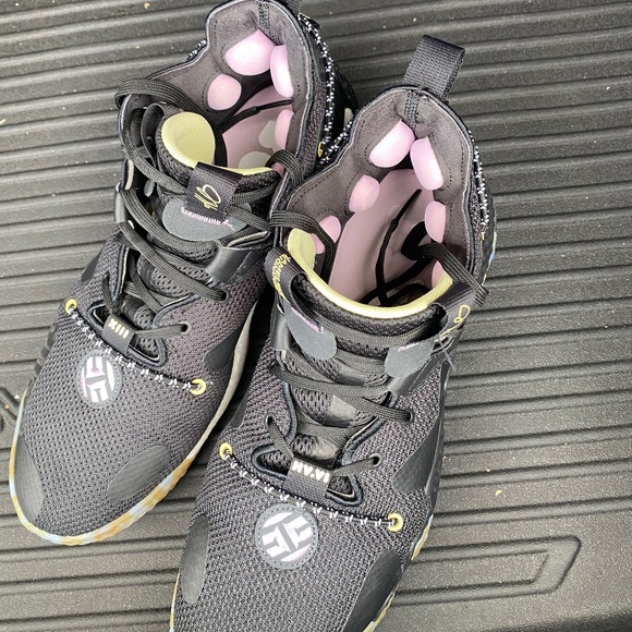 adidas Other - HARDEN VOL 6